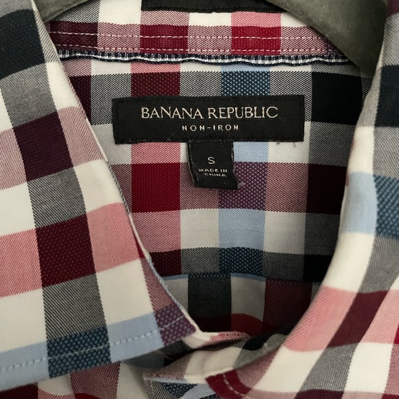 Banana Republic Other - Men's Banana Republic non-iron Camden fit dress shirt, Small